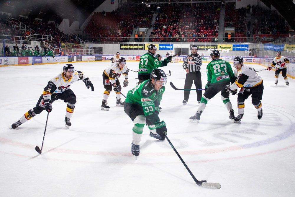 Proti Novým Zámkom s jediným streleným gólom a bez bodového zisku | HC 05