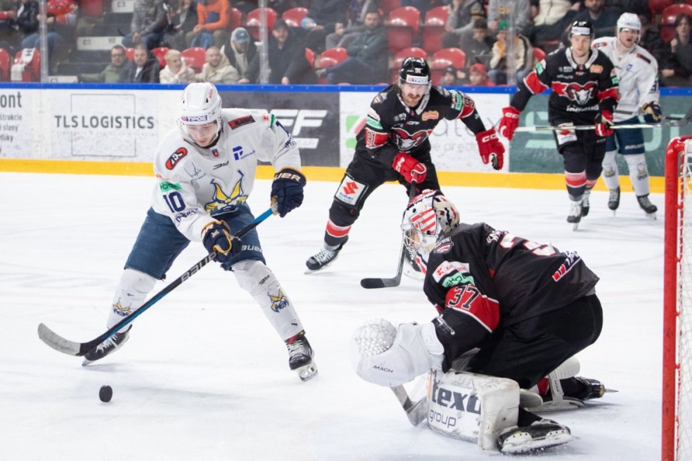 Aj v treťom zápase štvrťfinále play-off sme ťahali za kratší koniec | HC 05